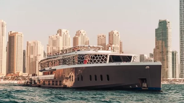 تصویری از بلیط کشتی لوتوس دبی