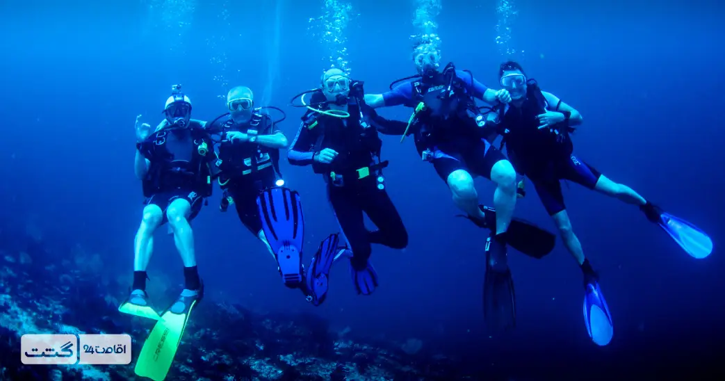 بلیط غواصی در دبی 1 غواصی گروهی در ساحل دبی | بلیط غواصی دبی