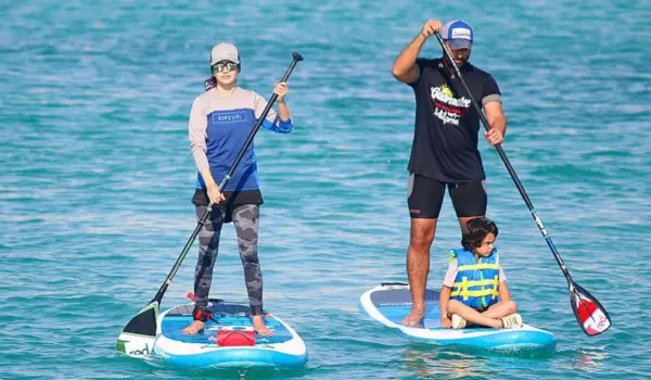 تصویری از اجاره پدل برد در کیش