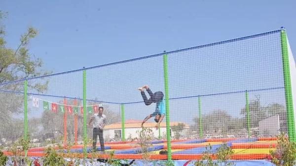 تصویری از ترامپولین کیش