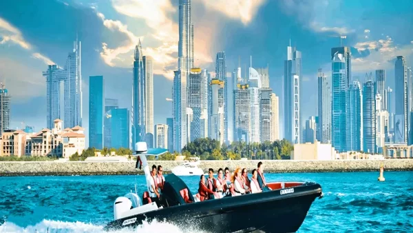 تصویری از تور قایق سیاه دبی