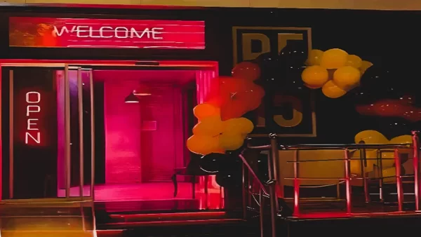 تصویری از کافه رستوران موزیکال Prada Vip