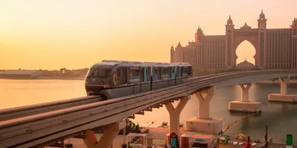 تصویری از مونو ریل دبی