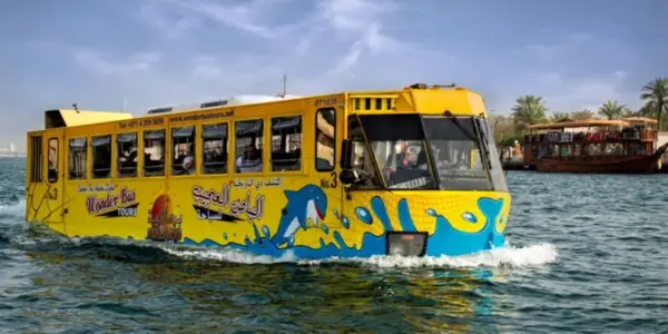 تصویری از تور ماجراجویی اتوبوس شگفت انگیز دبی