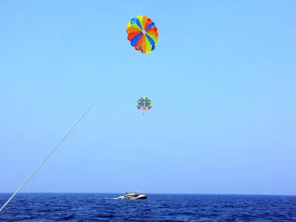 تصویری از بلیط پاراسل کیش